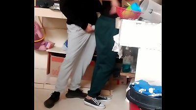 facial to my cousin in the kitchen (she didn't want to leave until she massaged my prick well standing up)