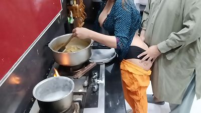 Desi Housewife ass fucking sex In Kitchen While She Is Cooking